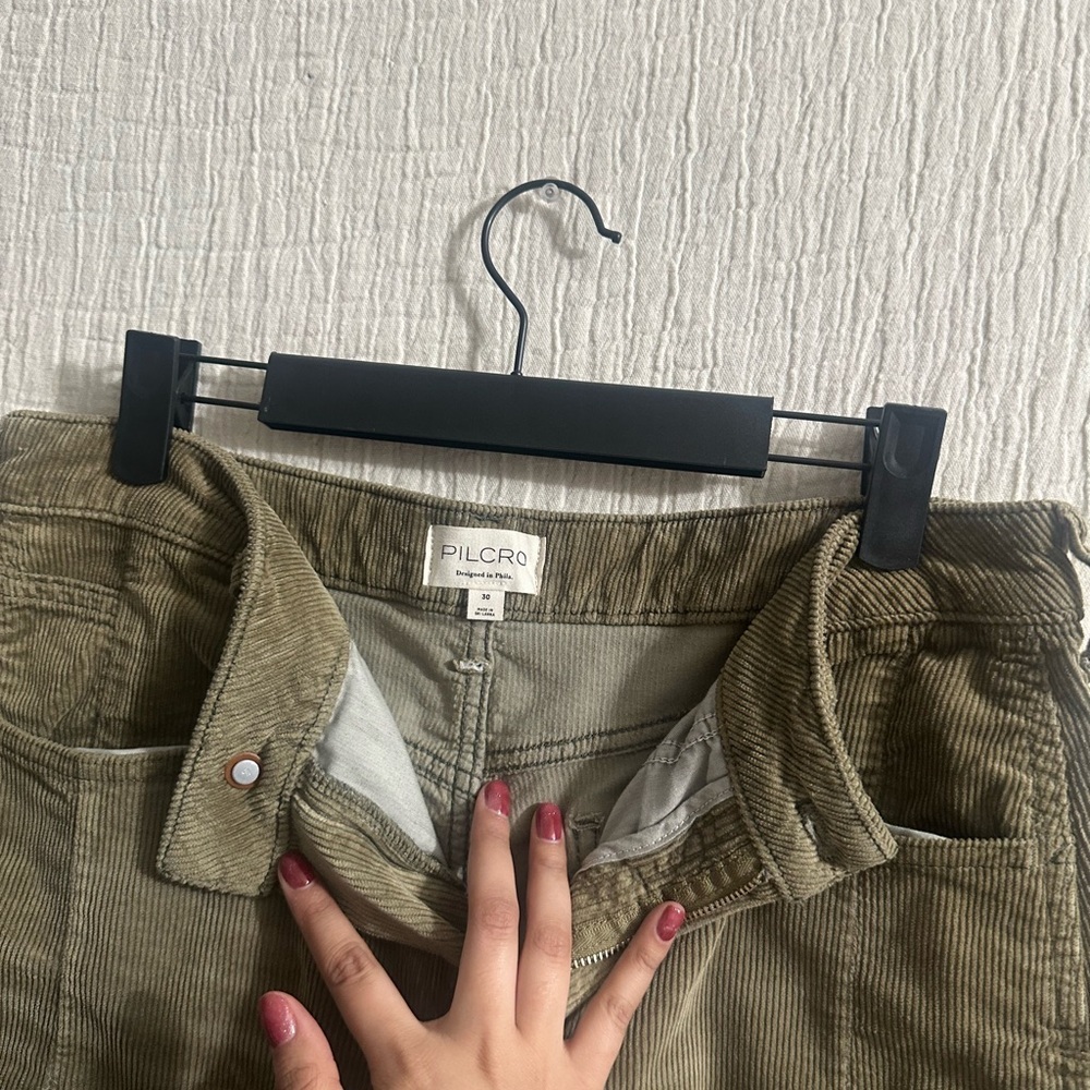 Pilcro The Kenna Heritage Mid-Rise Barrel Jeans moss green corduroy sz 30 - Picture 4 of 6